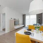 Bel Mare B321 Premium In With Balcony By Renters Apartman *