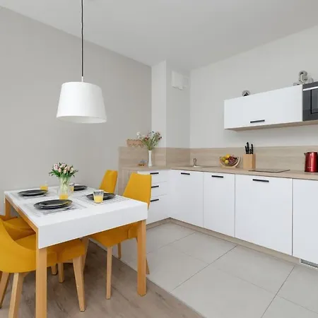 Bel Mare B321 Premium In With Balcony By Renters דירה *