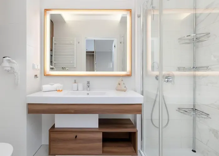 Bel Mare B321 Premium In With Balcony By Renters